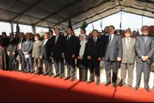 الرئيس السصنيورة الى جانب الرئيسين اردوغان والحريري خلال تدشين المستشفى التركي في صيدا